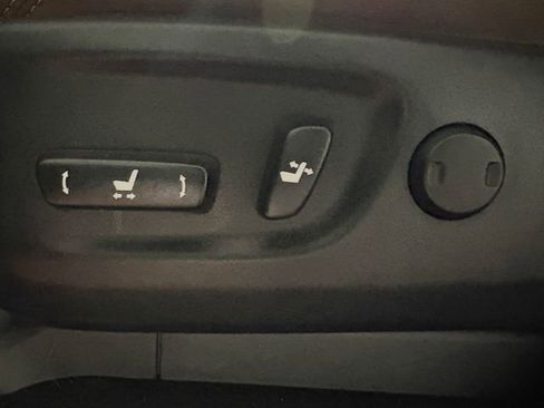 Certified 2022 Toyota 4Runner Limited image 5