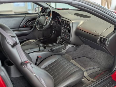 Used 2002 Chevrolet Camaro Z28 w/ SS Performance/Appearance Pkg image 5