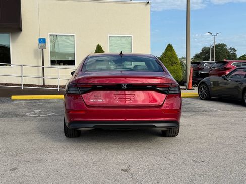Used 2025 Honda Accord SE image 6