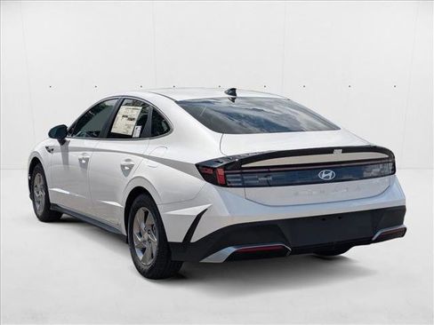 New 2025 Hyundai Sonata SE image 9