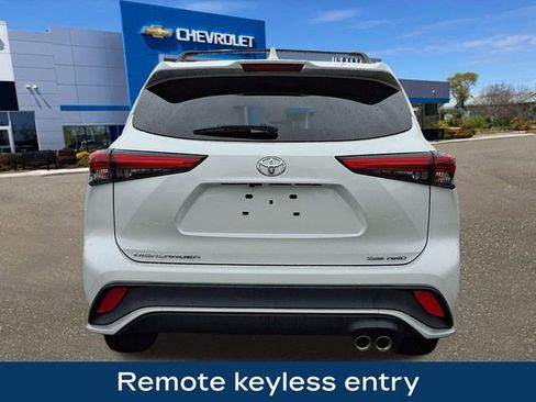Used 2023 Toyota Highlander XSE image 7