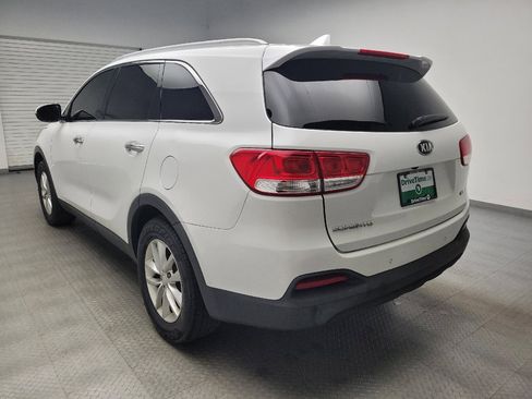 Used 2017 Kia Sorento FWD w/ LX Convenience Package image 5
