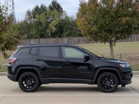 New 2026 Jeep Compass Latitude w/ Quick Order Package 29K AWD/4WD image 8