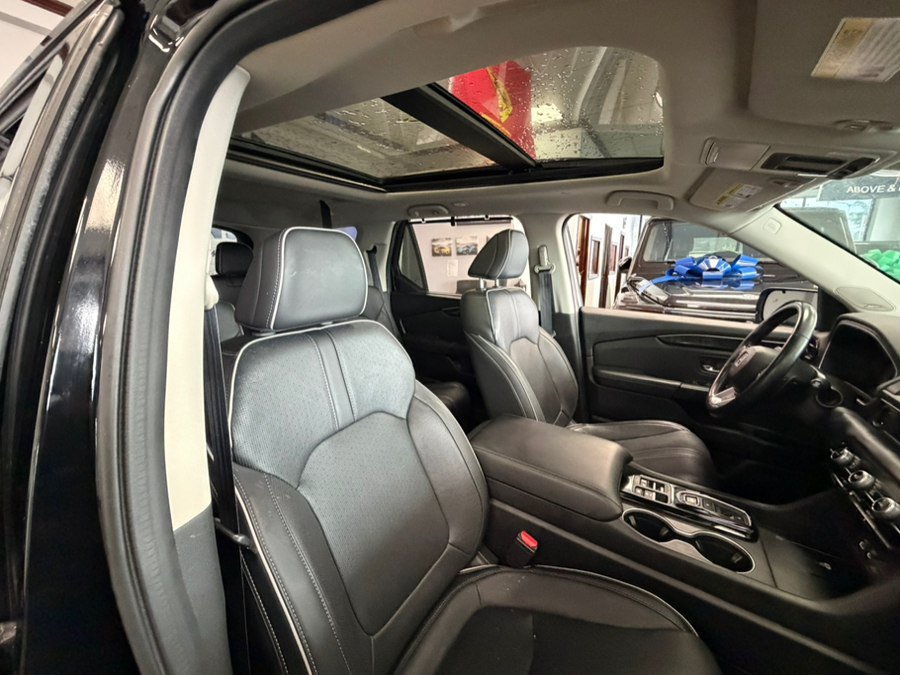 Used 2023 Honda Pilot Elite image 49