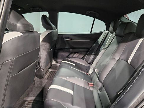Used 2026 Toyota Camry SE FWD image 35