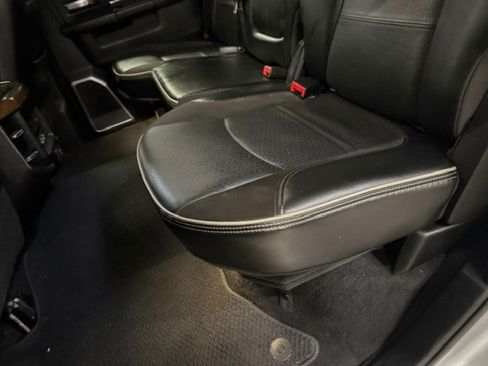 Used 2022 RAM 3500 Laramie AWD/4WD image 32