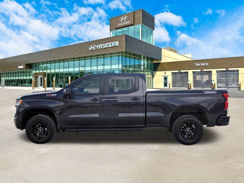 Used 2024 Chevrolet Silverado 1500 LT Trail Boss image 9