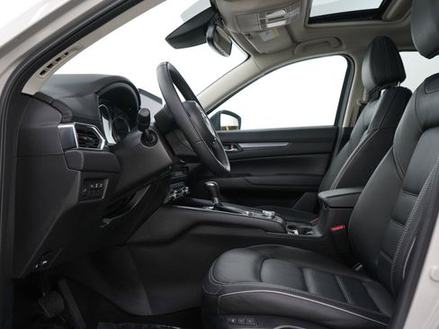 Used 2025 MAZDA CX-5 AWD 2.5 S w/ Preferred Package image 24