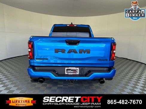 Used 2026 RAM 1500 Big Horn AWD/4WD image 4
