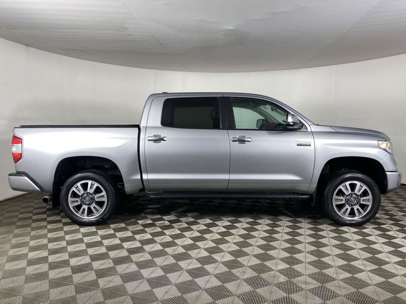 Used 2021 Toyota Tundra Platinum AWD/4WD image 8