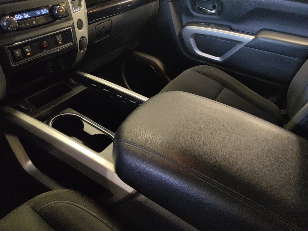 Used 2017 Nissan Titan SV RWD image 26