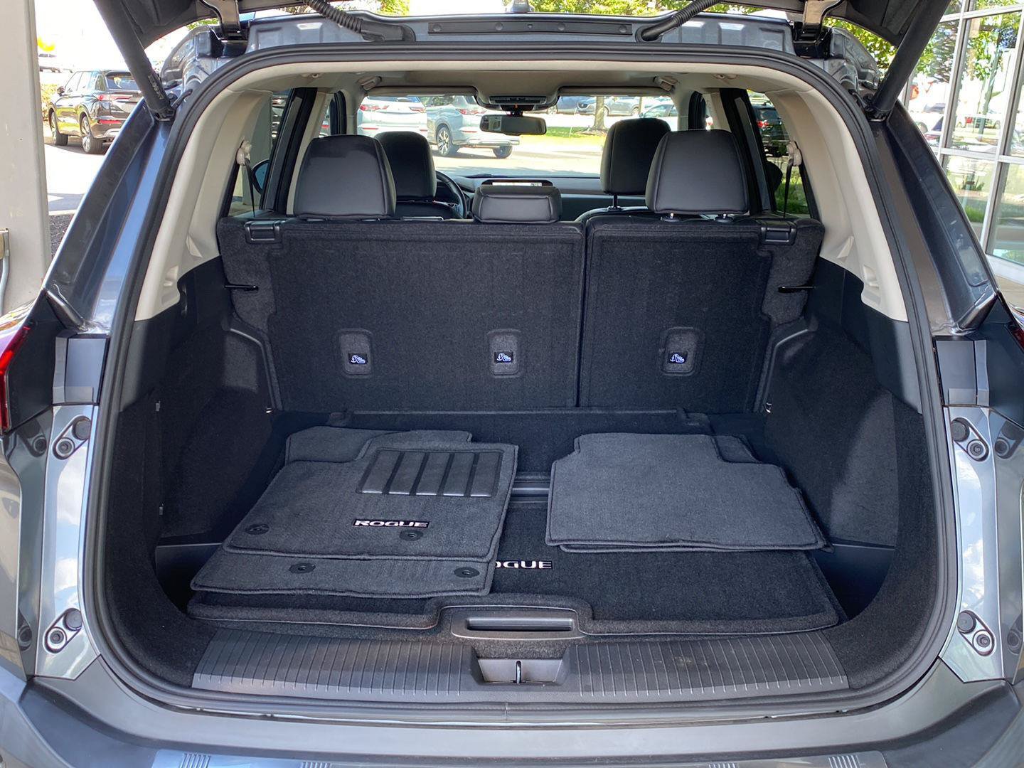 Certified 2023 Nissan Rogue SL w/ SL Premium Package AWD/4WD image 11