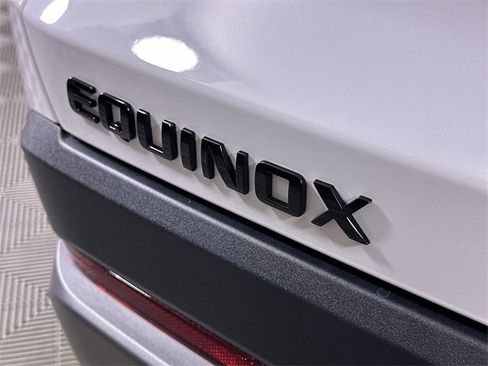 New 2026 Chevrolet Equinox LT w/ Convenience Package II image 32