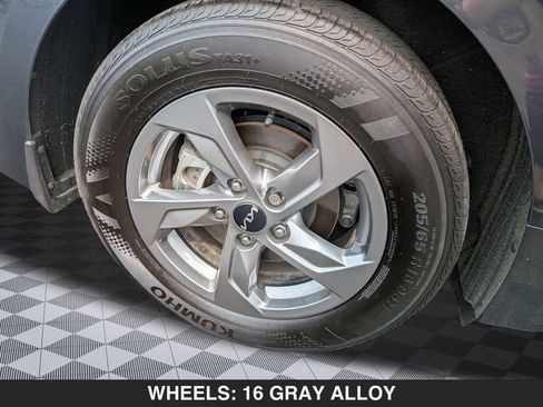 Used 2024 Kia K5 LXS image 10