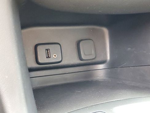 Used 2020 Chevrolet Equinox LT FWD image 31
