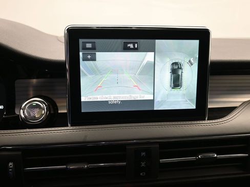 Used 2021 Lincoln Corsair Reserve w/ Equipment Group 201A image 18