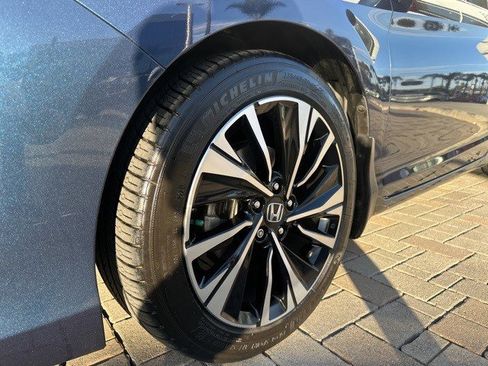 Used 2017 Honda Accord EX-L image 12