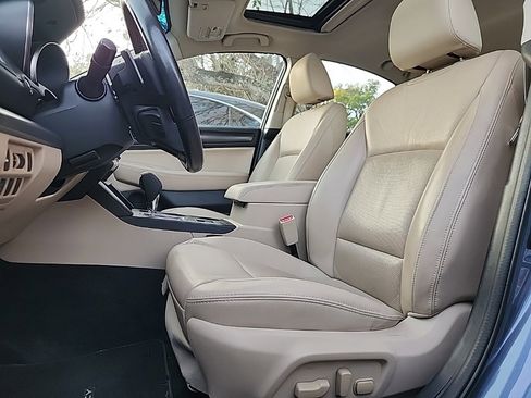 Used 2015 Subaru Legacy 2.5i Limited image 2