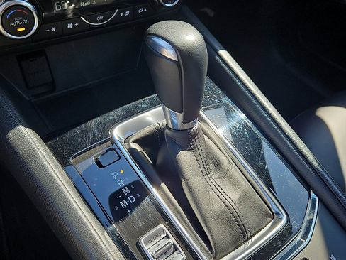 Used 2017 MAZDA CX-5 Touring w/ Preferred Equipment Package image 16