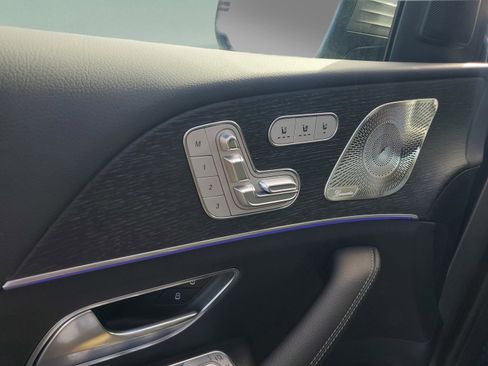 Certified 2026 Mercedes-Benz GLS 450 4MATIC image 17