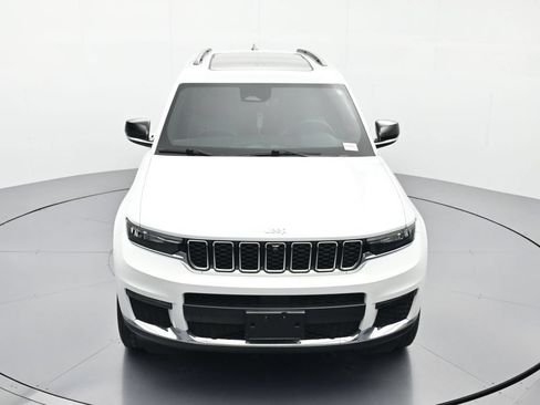 Used 2024 Jeep Grand Cherokee L Limited w/ Luxury Tech Group II AWD/4WD image 31