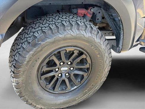 Used 2025 Ford F150 Raptor AWD/4WD image 9