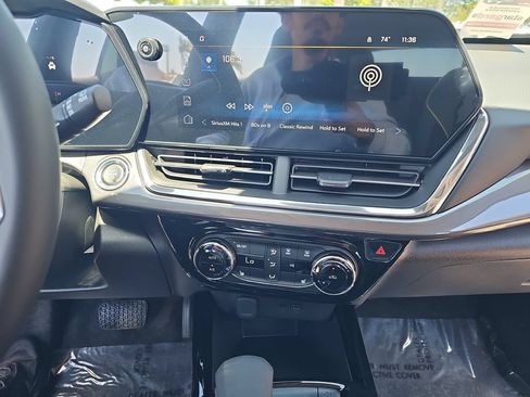 New 2026 Chevrolet Trax ACTIV w/ Driver Confidence Package FWD image 19