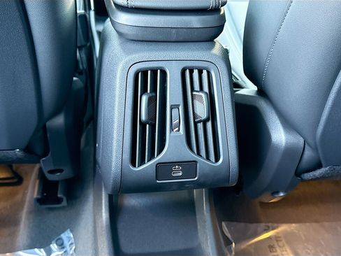 New 2026 BMW X1 xDrive28i w/ Convenience Package image 20