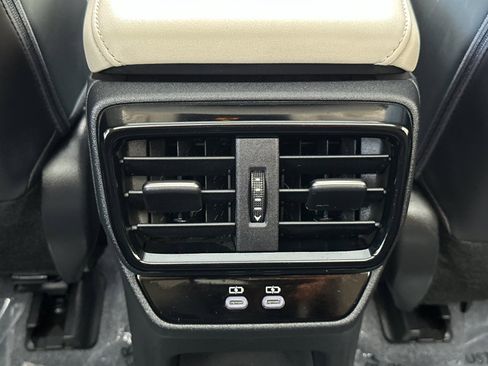 Used 2023 Lexus RZ 450e Premium image 13