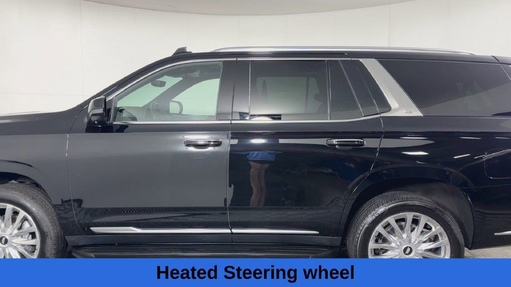Used 2023 Cadillac Escalade Premium Luxury AWD/4WD image 8