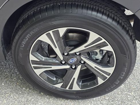 Used 2024 Subaru Crosstrek 2.0i Premium AWD/4WD image 35