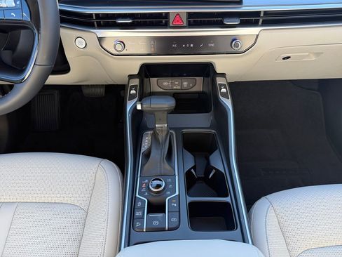 New 2026 Kia Sorento S image 11