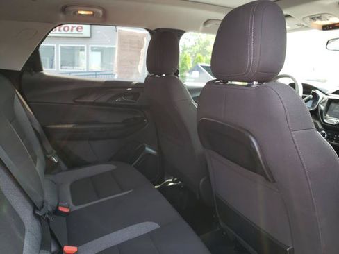 Used 2021 Chevrolet TrailBlazer LT w/ Sun and Liftgate Package AWD/4WD image 18