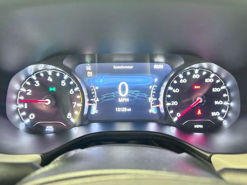 Used 2024 Jeep Compass Limited image 12