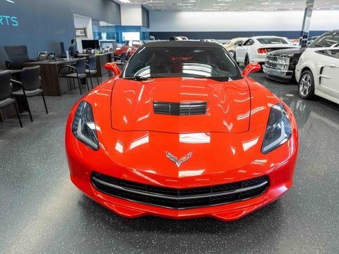 Used 2014 Chevrolet Corvette Stingray Convertible w/ 3LT Preferred Equipment Group RWD image 2