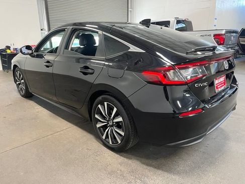 Used 2023 Honda Civic EX-L image 5