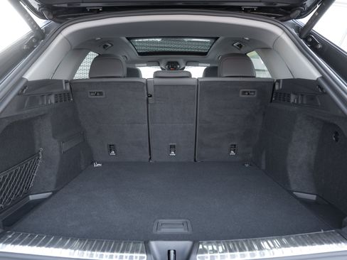 Certified 2025 Audi Q5 Premium w/ Convenience Package AWD/4WD image 27