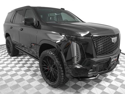 Used 2026 Cadillac Escalade V w/ LPO, ONYX Package AWD/4WD image 3