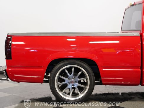 Used 1992 Chevrolet Silverado 1500 2WD Regular Cab image 29