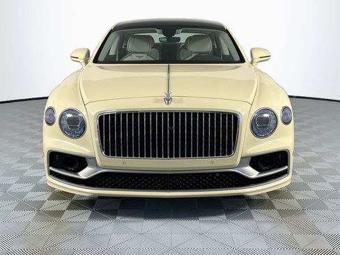 Certified 2023 Bentley Flying Spur Plug-In Hybrid AWD/4WD image 8