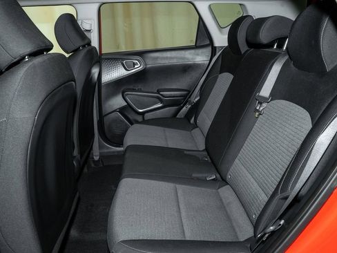 Used 2020 Kia Soul S image 7