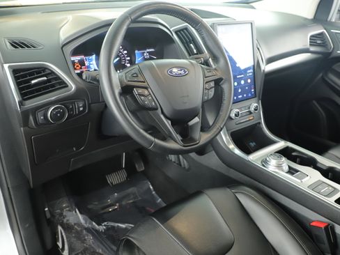 Certified 2022 Ford Edge Titanium w/ Equipment Group 301A image 12