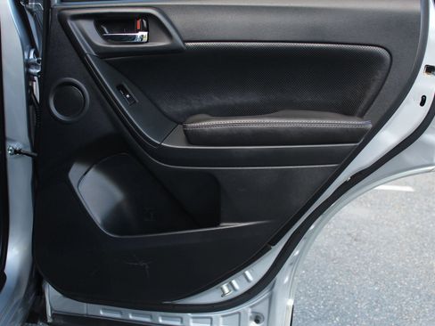 Used 2016 Subaru Forester 2.5i Limited image 15