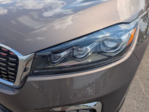 Used 2019 Kia Sorento SX FWD image 12