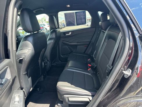 Used 2025 Ford Escape ST-Line AWD/4WD image 16