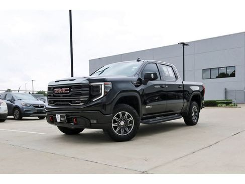 Used 2024 GMC Sierra 1500 AT4 w/ Technology Package image 1
