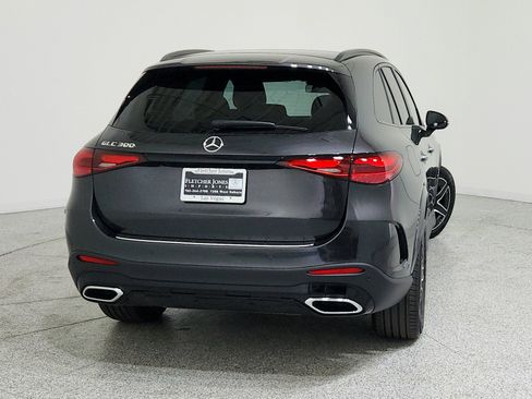 New 2026 Mercedes-Benz GLC 300 image 8