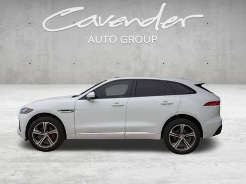 Used 2018 Jaguar F-PACE S image 4