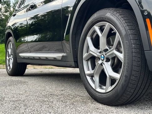 Used 2024 BMW X3 xDrive30i w/ Convenience Package AWD/4WD image 9