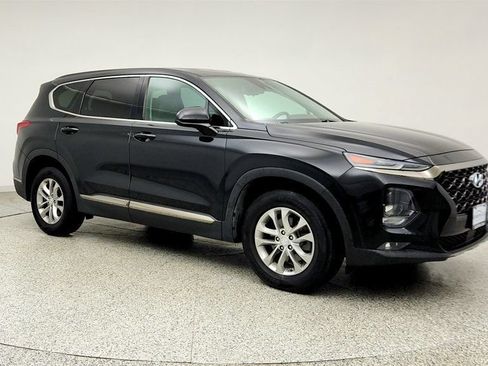 Used 2019 Hyundai Santa Fe SEL FWD image 3